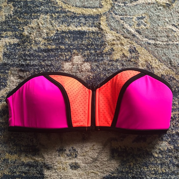 PINK Victoria's Secret Other - Flawless VS Pink swim top